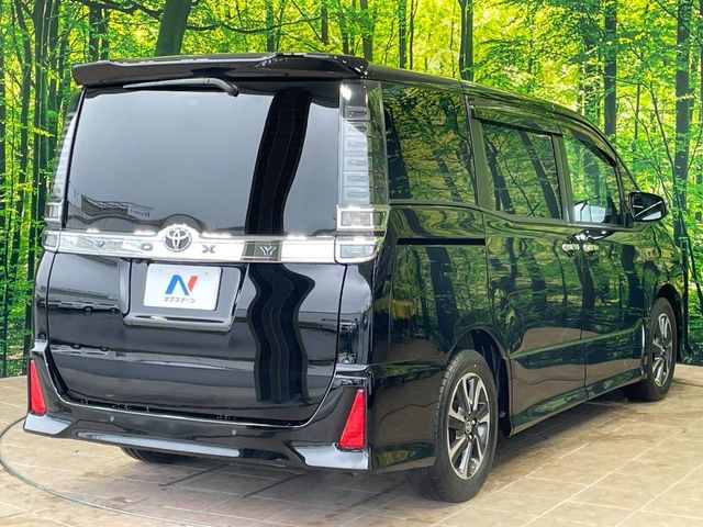 トヨタ ヴォクシー