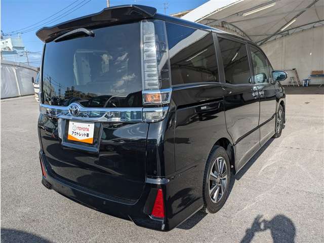 トヨタ ヴォクシー