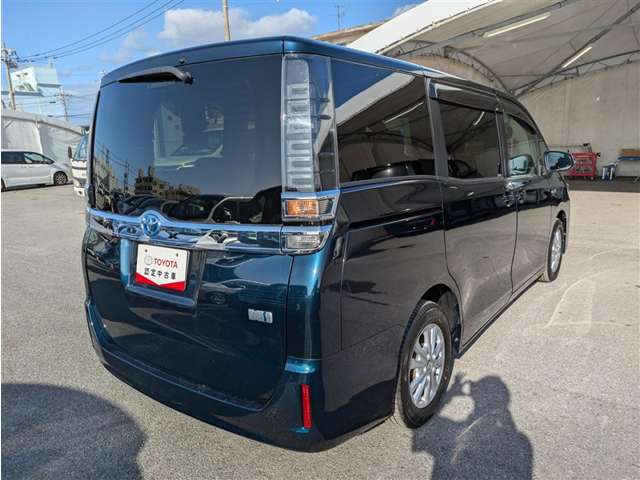 トヨタ ヴォクシー