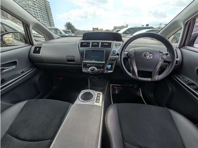 トヨタ プリウスα