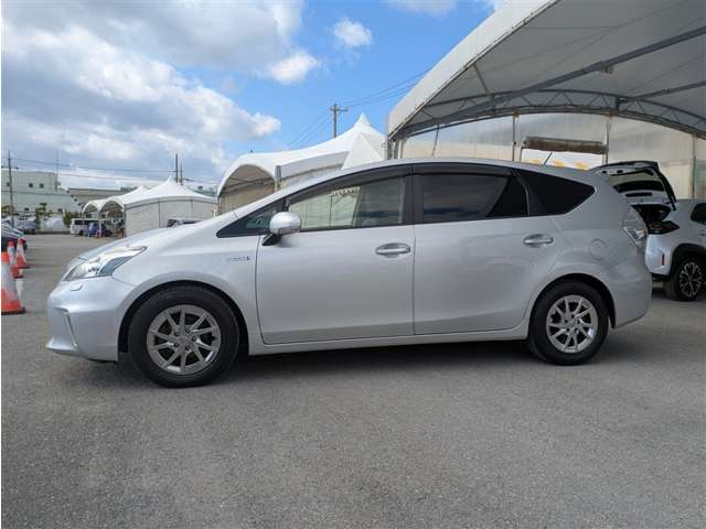 トヨタ プリウスα