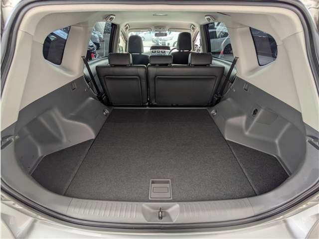 トヨタ プリウスα