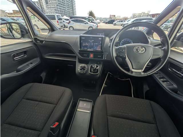 トヨタ ヴォクシー