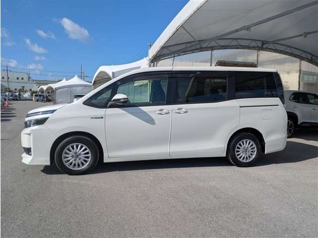 トヨタ ヴォクシー