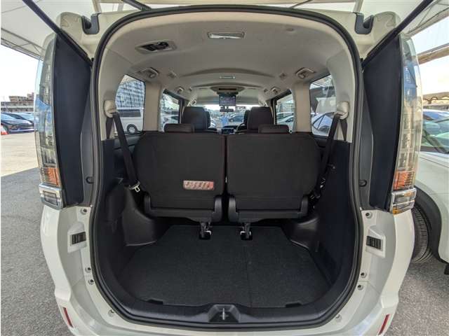 トヨタ ヴォクシー