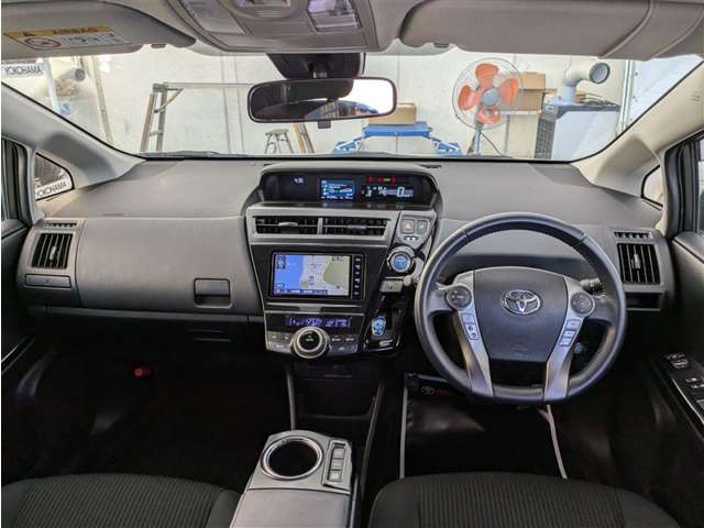 トヨタ プリウスα