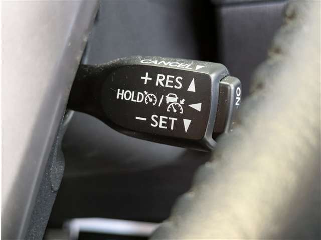 トヨタ プリウスα