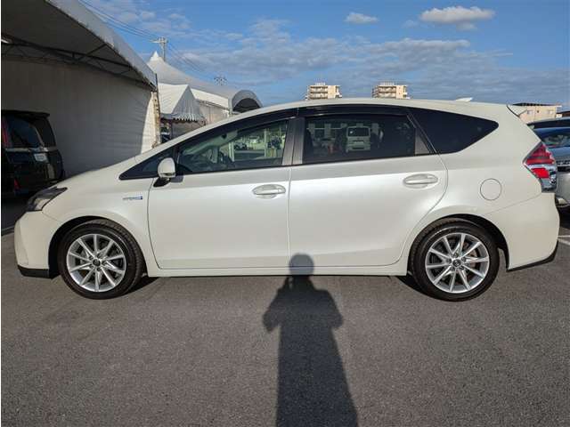 トヨタ プリウスα