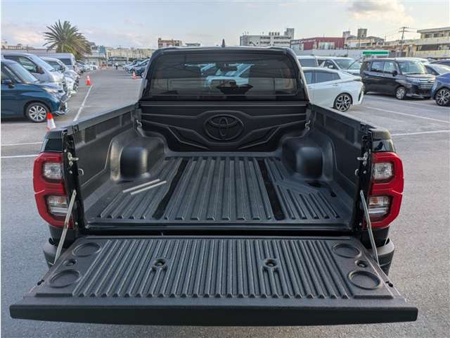 トヨタ ハイラックス