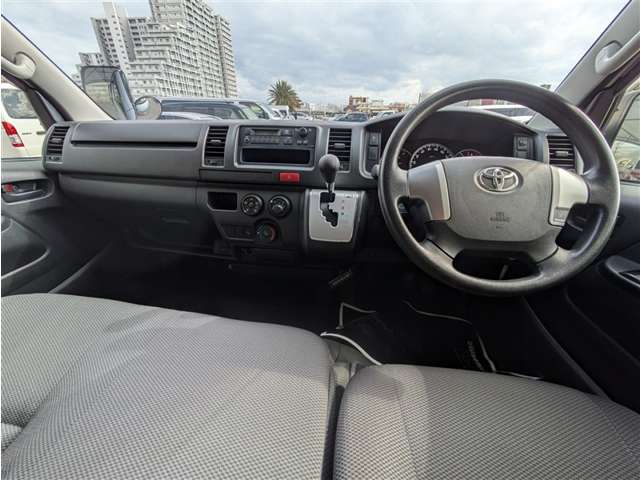 トヨタ ハイエースバン