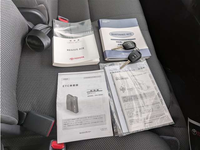 トヨタ ハイエースバン