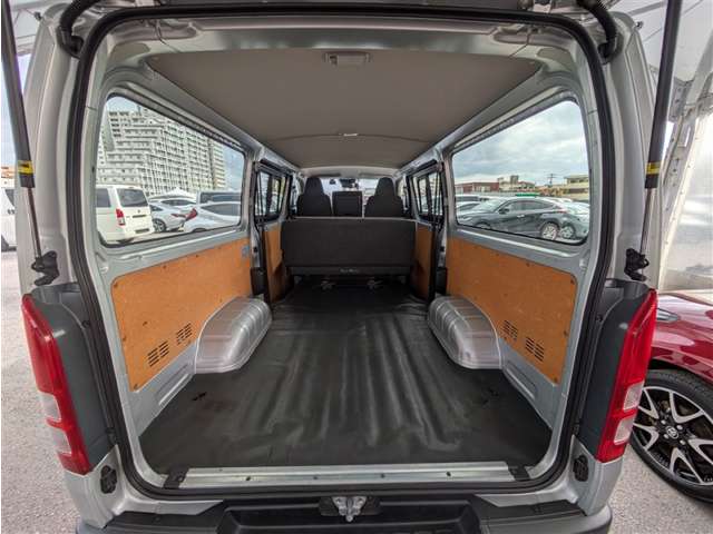 トヨタ ハイエースバン