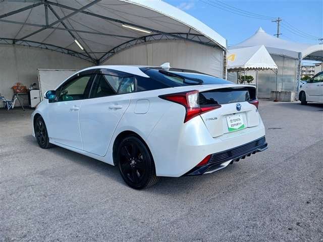 トヨタ プリウス