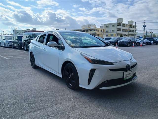 トヨタ プリウス