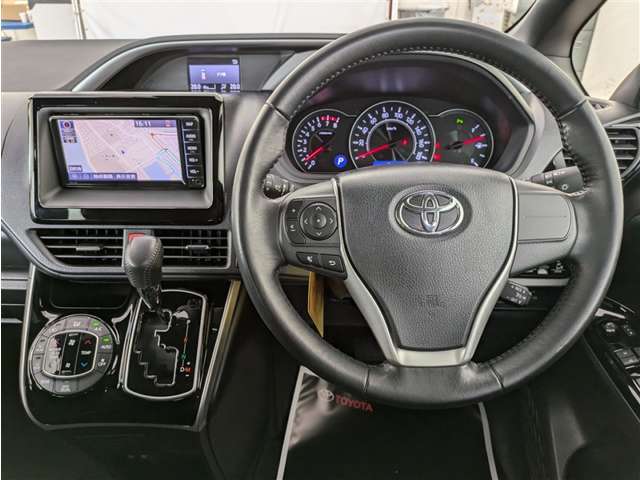 トヨタ ヴォクシー