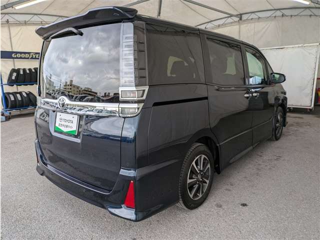 トヨタ ヴォクシー