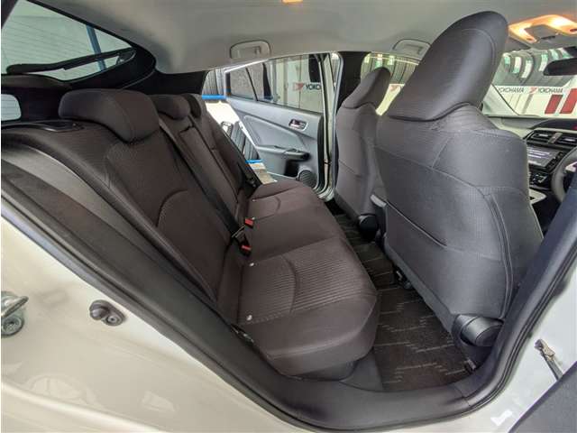 トヨタ プリウス