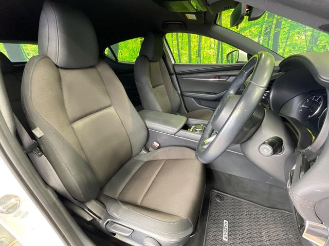 マツダ MAZDA3ファストバック