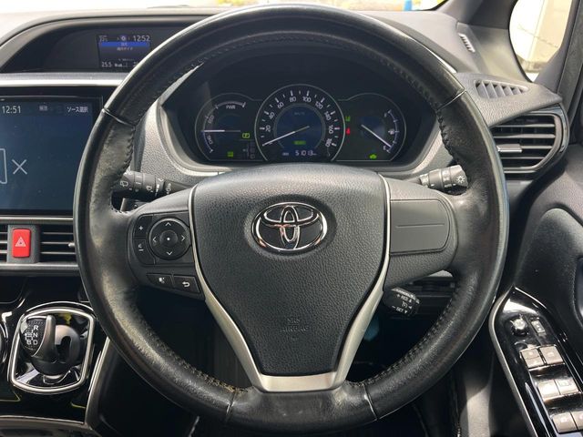 トヨタ ヴォクシー