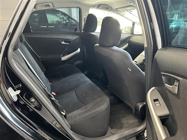 トヨタ プリウス