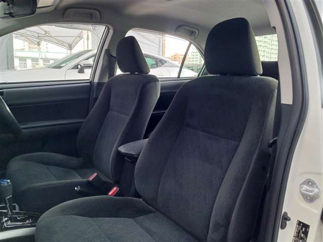 トヨタ カローラアクシオ