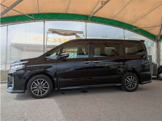 トヨタ ヴォクシー