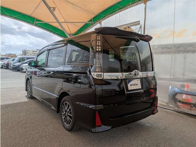 トヨタ ヴォクシー