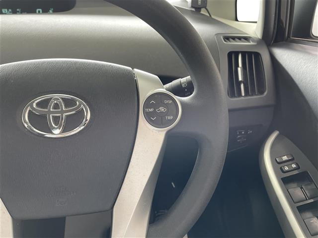 トヨタ プリウス