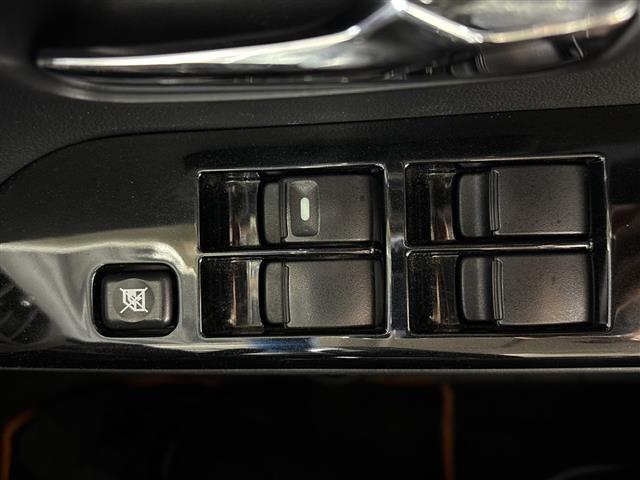 三菱 デリカD：5