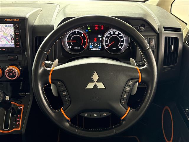 三菱 デリカD：5