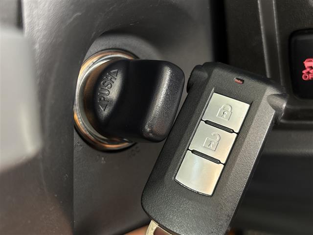 三菱 デリカD：5