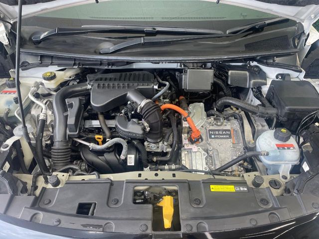 日産 ノートオーラ
