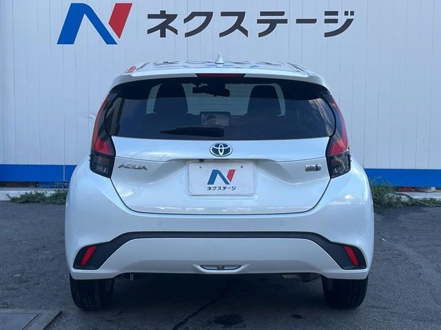 トヨタ アクア