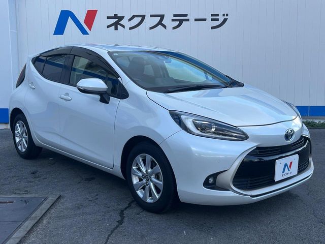トヨタ アクア