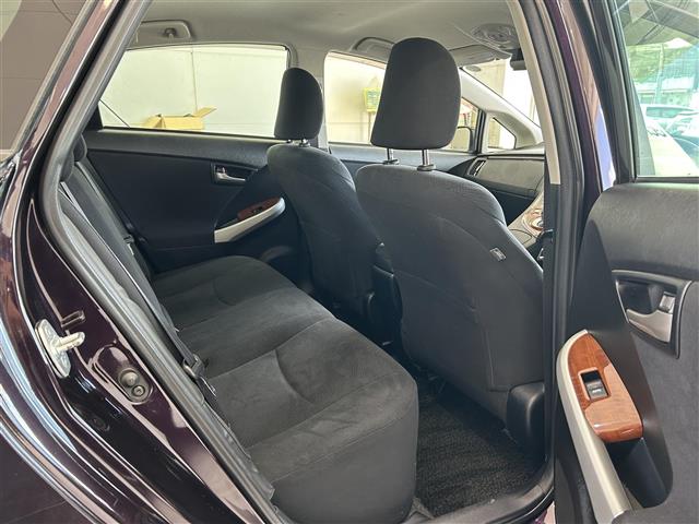 トヨタ プリウス