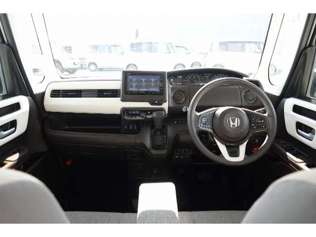 ホンダ N-BOX