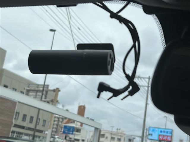 ジープ レネゲード