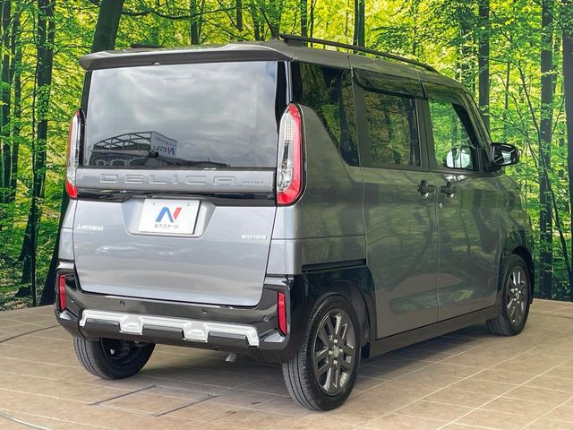 三菱 デリカミニ