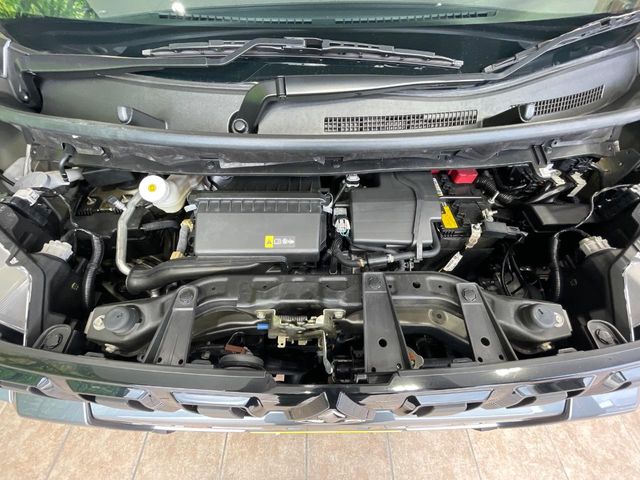 三菱 デリカミニ