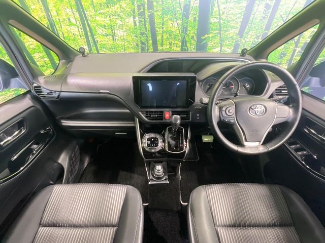 トヨタ ヴォクシー