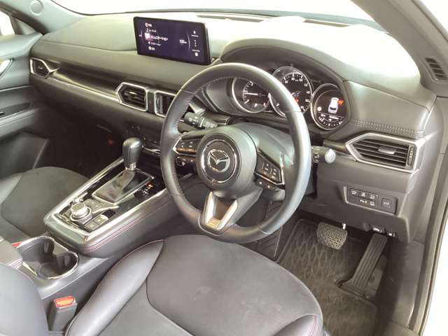 マツダ CX-8