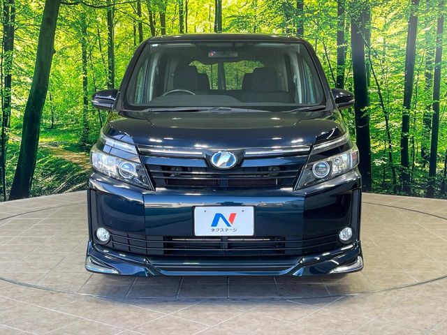 トヨタ ヴォクシー