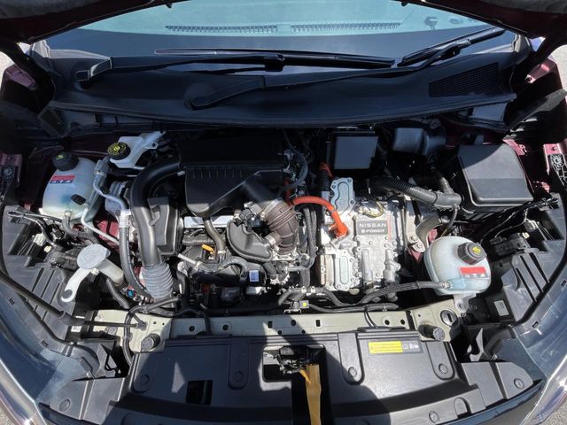 日産 ノートオーラ