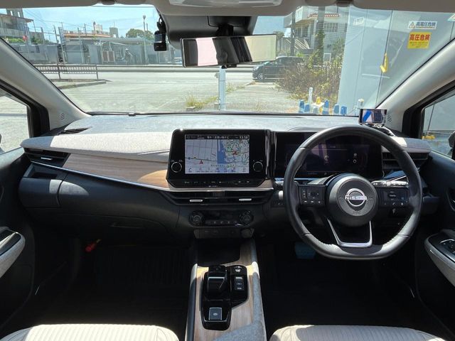 日産 ノートオーラ