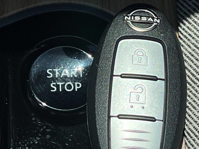 日産 ノートオーラ