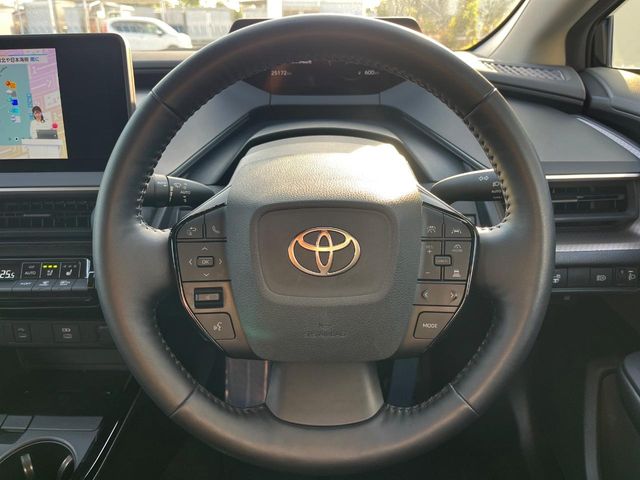 トヨタ プリウス