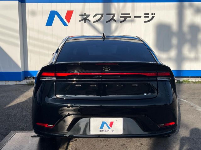 トヨタ プリウス