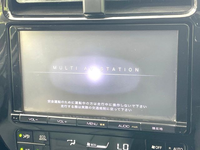 トヨタ プリウス