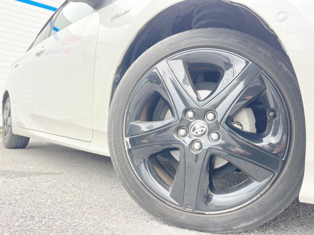 トヨタ プリウス