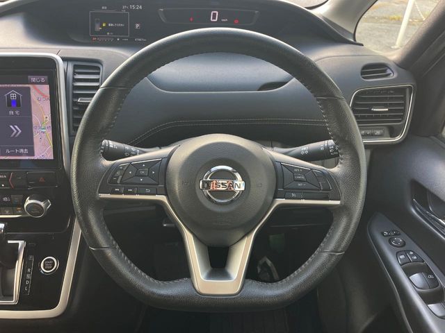 日産 セレナ